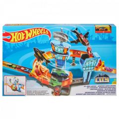 Mattel Hot Wheels GFH90 Автотрек Hot Wheels City Гонки в аэропорту