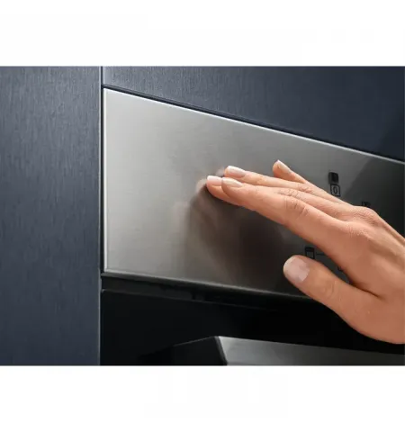 Электрический духовой шкаф Electrolux EZC2430EOX Электрический духовой шкаф Electrolux EZC2430EOX