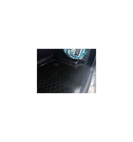Коврик в багажник резиновый Aileron для Mitsubishi Pajero III (1999-2006)/Pajero IV (2006- ) (71007)