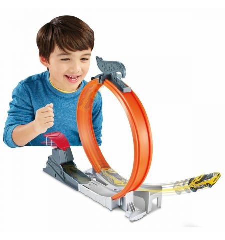 Mattel Hot Wheels FTH79 Классический набор для трюков Mattel Hot Wheels FTH79 Классический набор для трюков