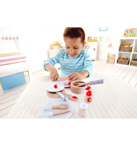HAPE E3150A Игрушечная кухня “Cook and Serve”