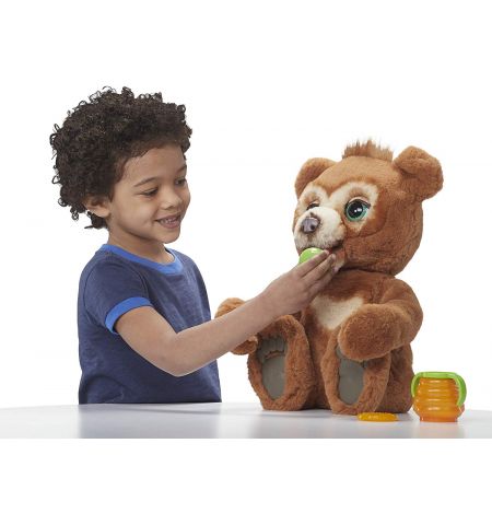 HASBRO E4591 Интерактивная игрушка "Любопытный медвежонок"
