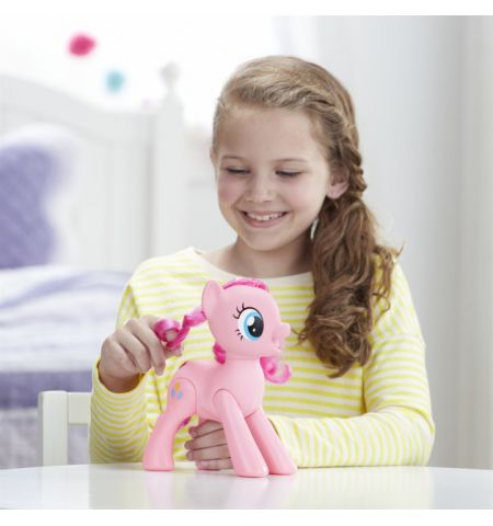 Hasbro My Little Pony E5106 Интерактивная игрушка Hasbro My Little Pony Смеющаяся Пинки Пай