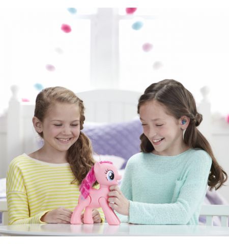 Hasbro My Little Pony E5106 Интерактивная игрушка Hasbro My Little Pony Смеющаяся Пинки Пай
