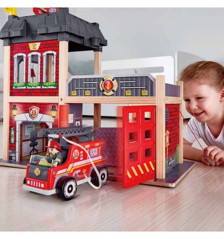 Hape E3023A Пожарный участок