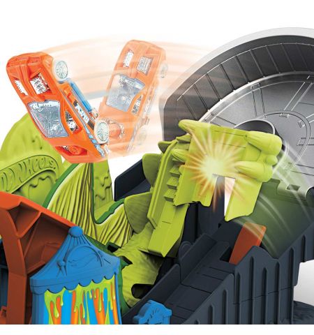 Mattel Hot Wheels GTT68 Игровой набор Атака Динозавра Mattel Hot Wheels GTT68 Игровой набор Атака Динозавра