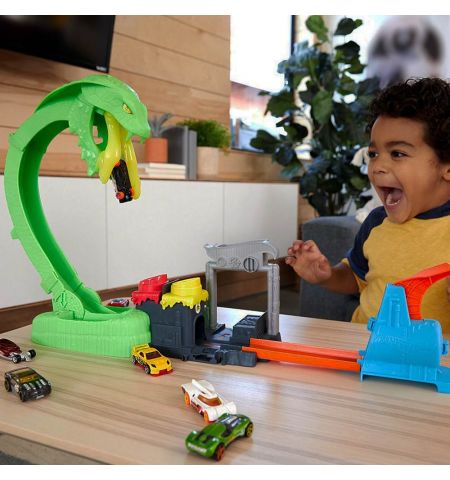 Mattel Hot Wheels GTT93 Трек Ядовитая кобра Mattel Hot Wheels GTT93 Трек Ядовитая кобра