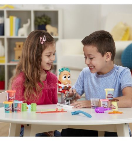 Hasbro Play-Doh F1260 Игровой набор Crazy Cuts Stylist Hasbro Play-Doh F1260 Игровой набор Crazy Cuts Stylist
