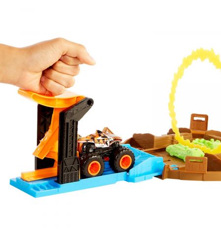 Mattel Hot Wheels GVK48  Набор Автотрек Трюковая арена Mattel Hot Wheels GVK48  Набор Автотрек Трюковая арена