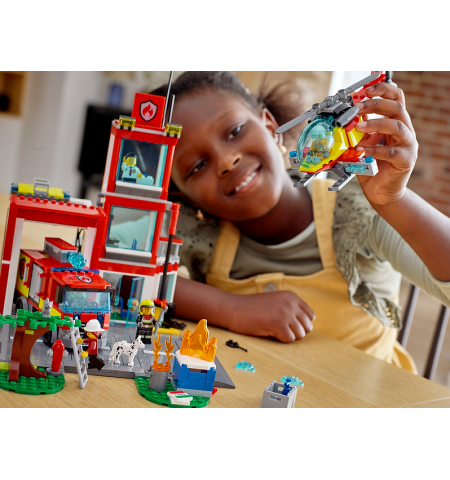 Lego City 60320 Конструктор Пожарная часть - cump?ra ?n Chi?in?u, Moldova - UNO.md