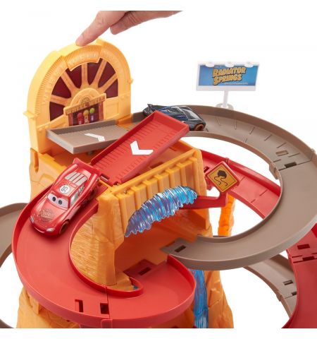 Mattel Cars GTK90 Игровой набор Radiator Spring Mattel Cars GTK90 Игровой набор Radiator Spring