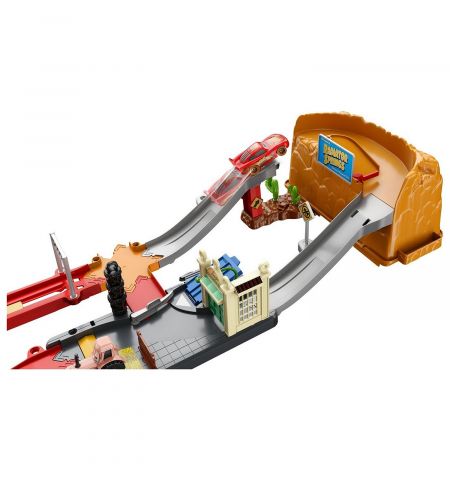 Hot Wheels HDP02 Набор игровой City Super Twist Tire Shop Hot Wheels HDP02 Набор игровой City Super Twist Tire Shop