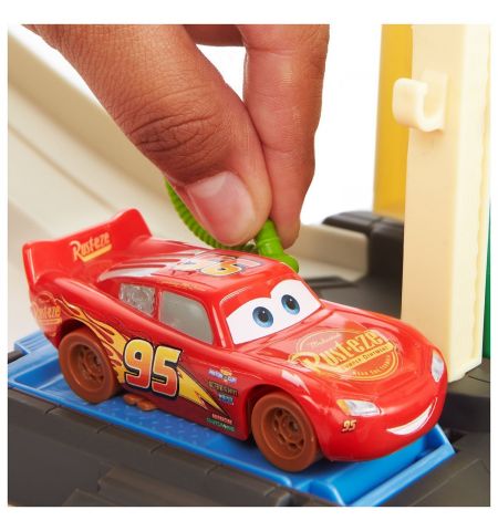 Hot Wheels HDP02 Набор игровой City Super Twist Tire Shop Hot Wheels HDP02 Набор игровой City Super Twist Tire Shop