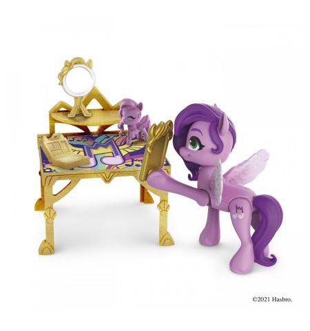 My Little Pony F3883 Игровой набор Королевская спальня Принцессы Петалс с сюрпризом My Little Pony F3883 Игровой набор Королевская спальня Принцессы Петалс с сюрпризом