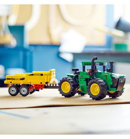 Lego Technic 42136 Конструктор Jonh Deere 9620R 4WD Tractor