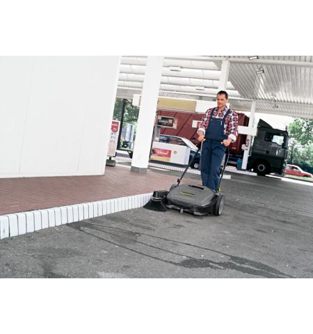 Подметальная машина KM 70/15C