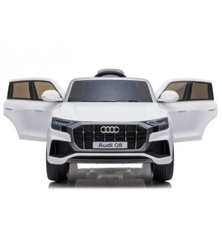 Электромобиль Audi Q8, белый Электромобиль Audi Q8, белый