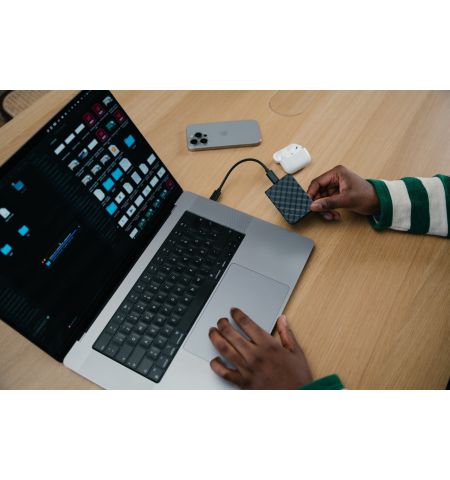 Внешний M.2 SSD Verbatim Store 'n' Go Mini Diamond / 1TB / USB 3.2 Gen2 / Black