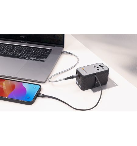 Универсальный дорожный адаптер Verbatim GaN III  / 85W