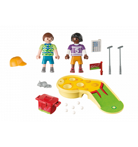 PM9439 Children Minigolfing