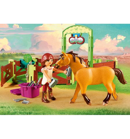 PM9478 Horsebox Chicalinda PM9478 Horsebox Chicalinda