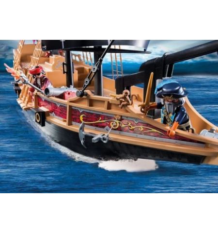 PM6678 Pirate Raiders 1  Ship
