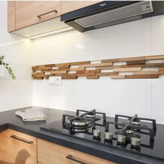 HOTA INCORPORABILA WHIRLPOOL AKR 749/1 NB, NEGRU