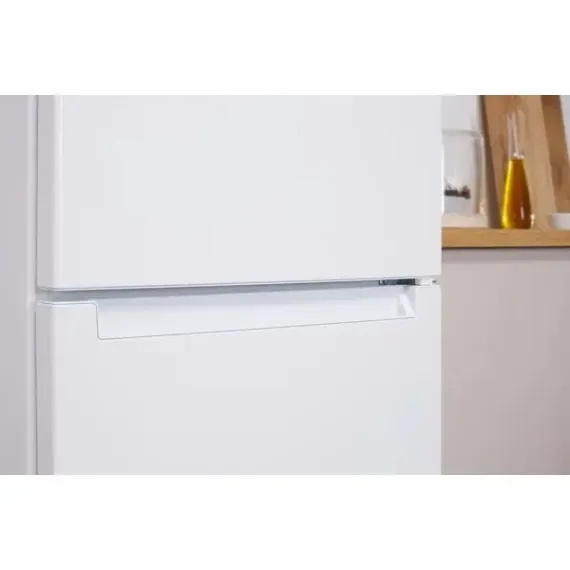 ХОЛОДИЛЬНИК INDESIT DS 3201W, БЕЛЫЙ