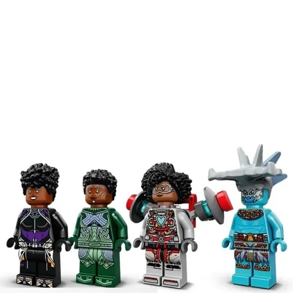 КОНСТРУКТОР LEGO 76211, 8+