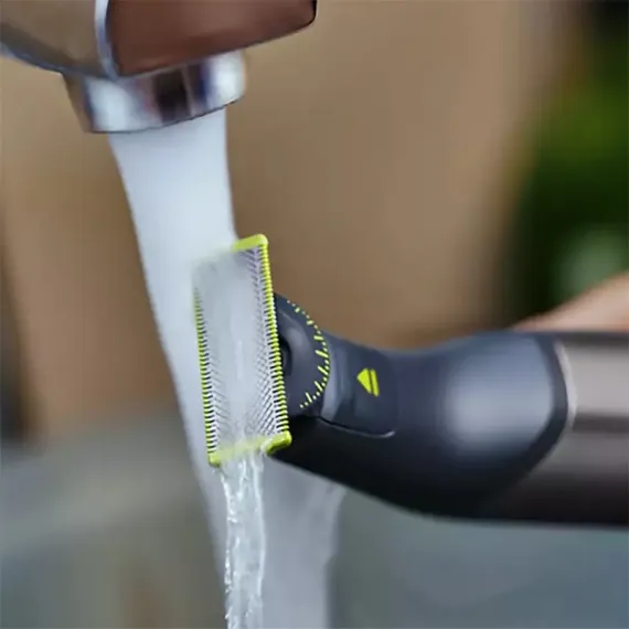 TRIMMER PENTRU BARBATI PHILIPS ONEBLADE PRO 360 QP6551/17, CROM