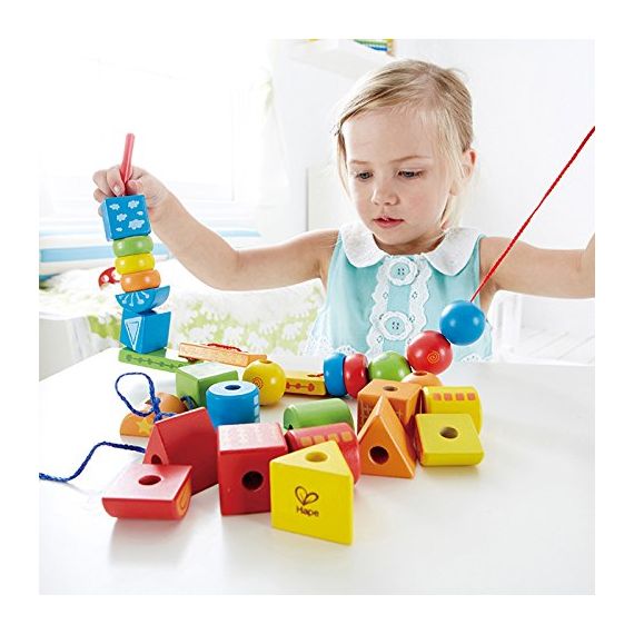 HAPE E1019A ДЕРЕВЯННЫЙ НАБОР: ШНУРОВКА РАДУЖНЫЕ ГЕОМЕТРИЧЕСКИЕ ФОРМЫ