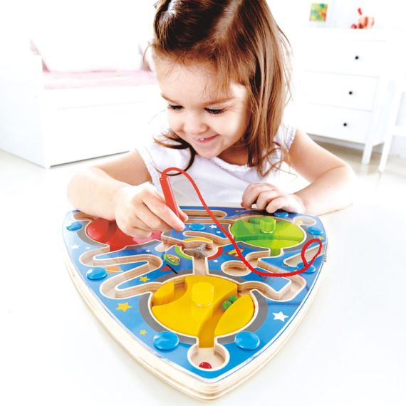 HAPE E1710A ДЕРЕВЯННАЯ ИГРУШКА. МАГНИТНЫЙ ЗАВОРАЖИВАЮЩИЙ ЛАБИРИНТ