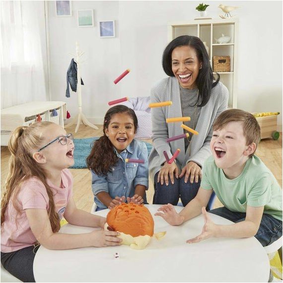 HASBRO E5702 НАСТОЛЬНАЯ ИГРА "ПУГЛИВЫЙ ЕЖИК"