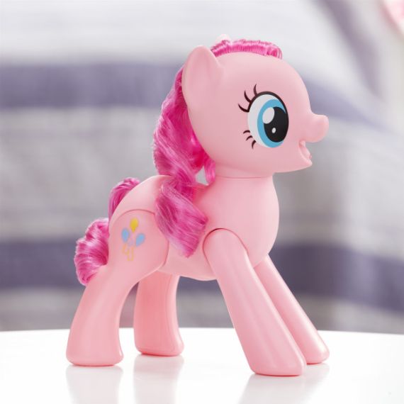 HASBRO MY LITTLE PONY E5106 ИНТЕРАКТИВНАЯ ИГРУШКА HASBRO MY LITTLE PONY СМЕЮЩАЯСЯ ПИНКИ ПАЙ