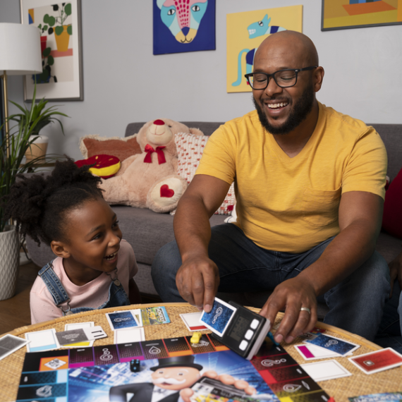 HASBRO MONOPOLY E8978 НАСТОЛЬНАЯ ИГРА БОНУСЫ БЕЗ ГРАНИЦ