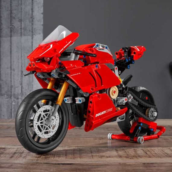 LEGO TECHNIC 42107 КОНСТРУКТОР “DUCATI PANIGALE V4 R”
