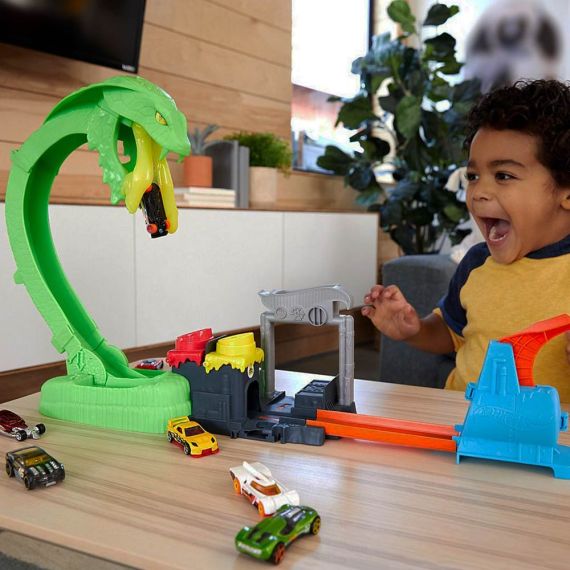 MATTEL HOT WHEELS GTT93 ТРЕК ЯДОВИТАЯ КОБРА