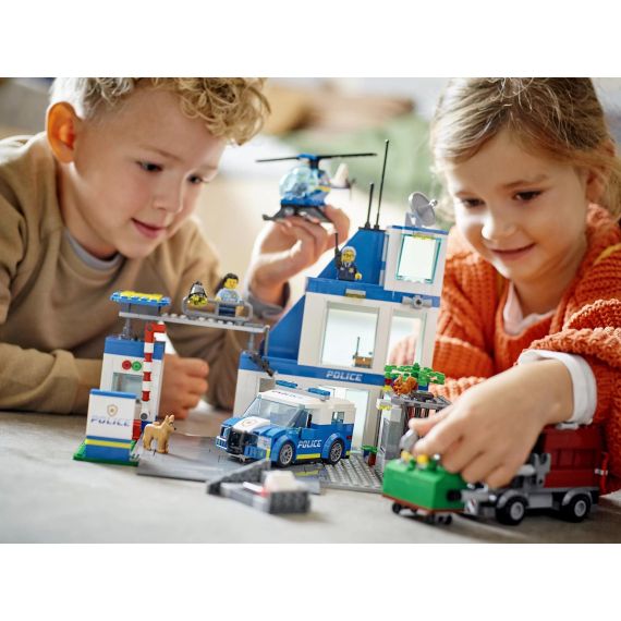 LEGO CITY 60316 КОНСТРУКТОР ПОЛИЦЕЙСКИЙ УЧАСТОК
