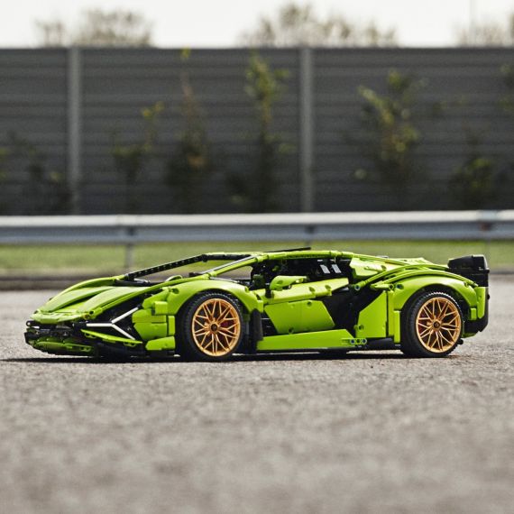 LEGO TECHNIC 42115 КОНСТРУКТОР LAMBORGHINI SI?N FKP 37