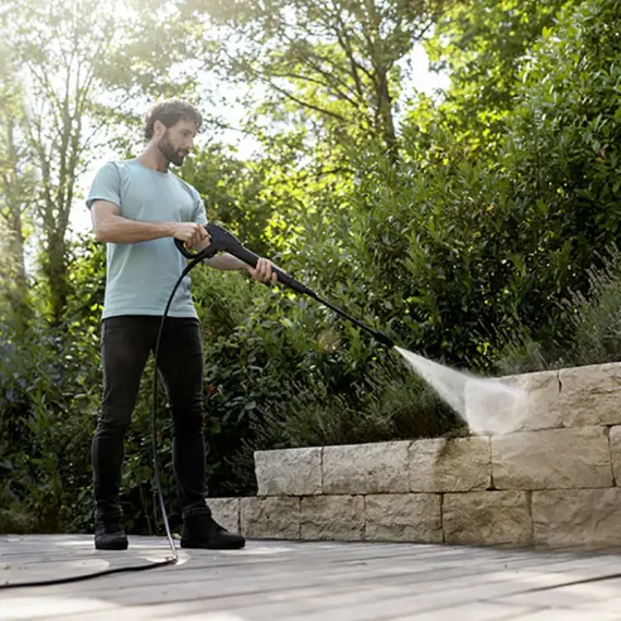 APARAT DE SPALAT CU PRESIUNE KARCHER K 7 WCM