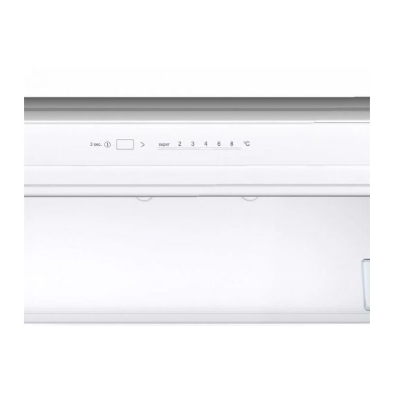 ВСТРАИВАЕМЫЙ ХОЛОДИЛЬНИК С НИЖНЕЙ МОРОЗИЛЬНОЙ КАМЕРОЙ BOSCH