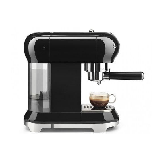 КОФЕМАШИНА ЧЕРНЫЙ SMEG ECF01BLEU