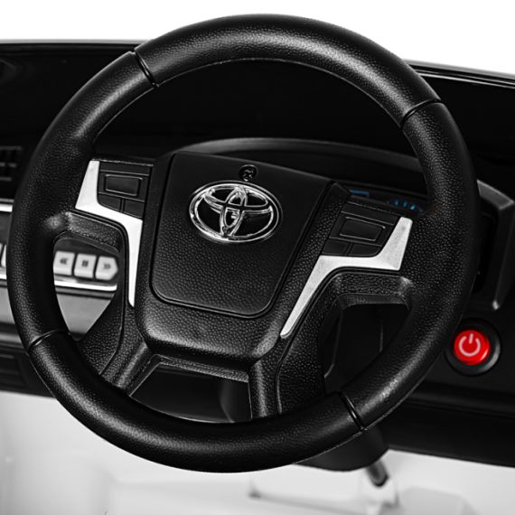 ЭЛЕКТРОМОБИЛЬ TOYOTA LAND CRUISER