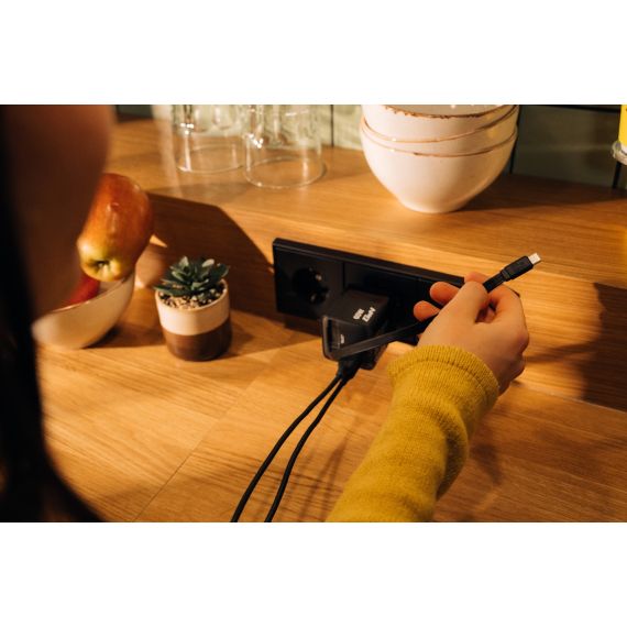 USB-ЗАРЯДНОЕ УСТРОЙСТВО  VERBATIM MINI GAN CHARGER 65W