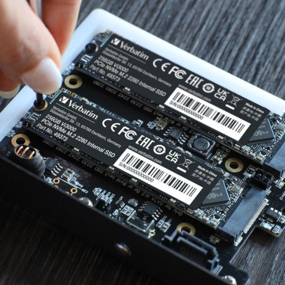 256GB SSD M.2 TYPE 2280 PCIE NVME 3.0 X4 VERBATIM VI3000 49373