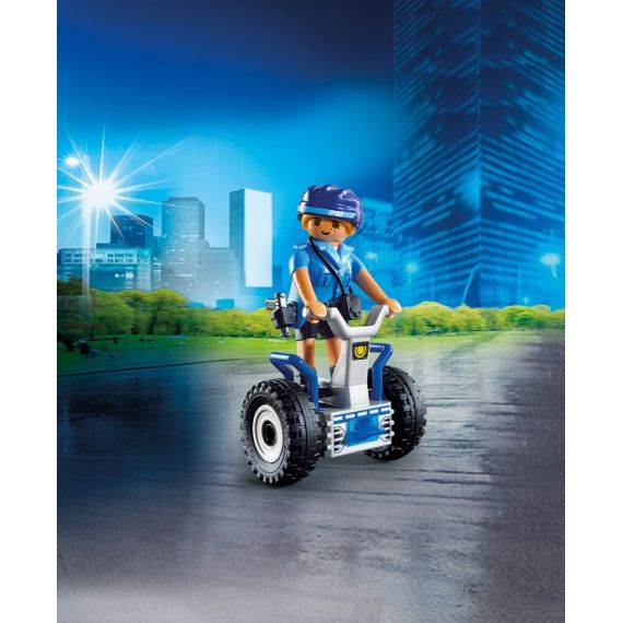 PM6877 POLICEWOMAN WITH BALANCE RACER