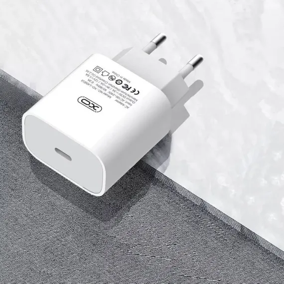 ЗАРЯДНОЕ УСТРОЙСТВО XO L40, 18ВТ, БЕЛЫЙ