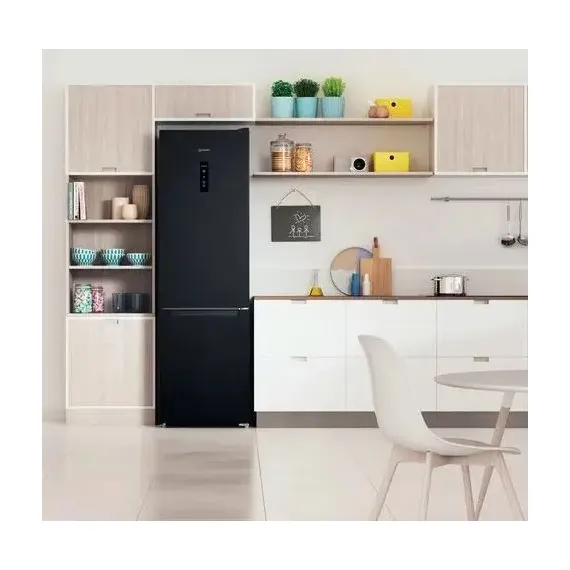 FRIGIDER INDESIT ITS 5200 B, NEGRU